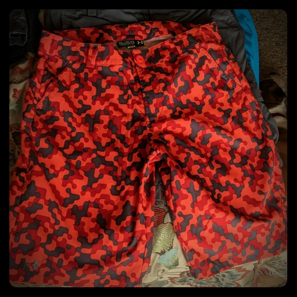 Under Armour Boys Shorts YXL